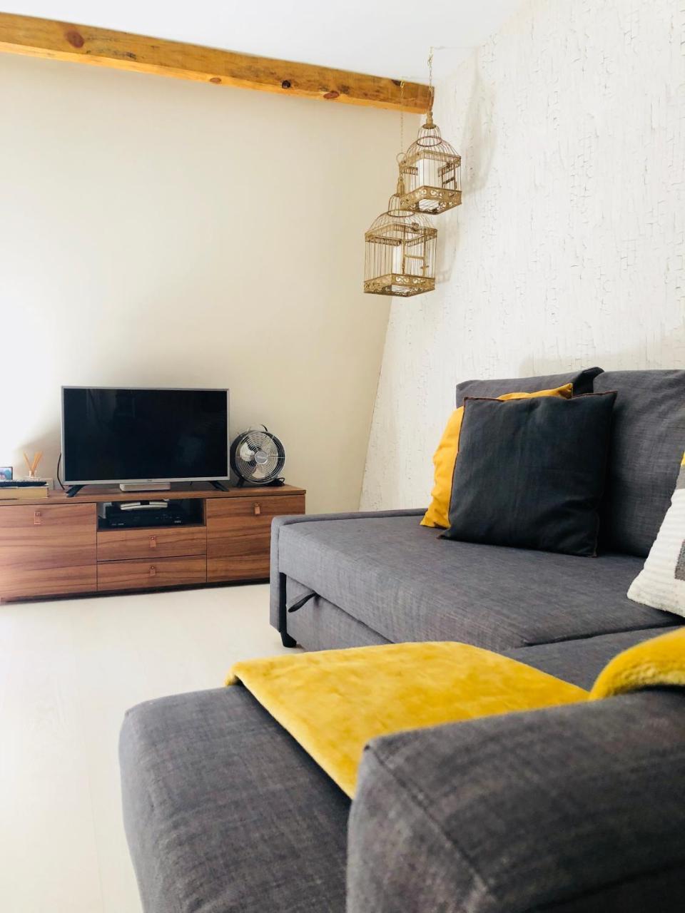 Canarios Avenida Apartment *